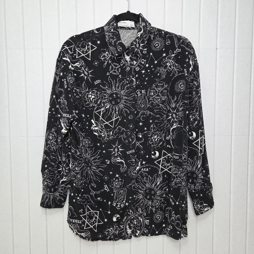 Bershka‎ Black and White Celestial Print Button Down shirt oversize Blouse  XS